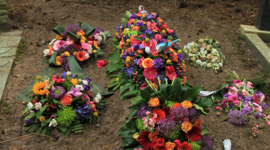 Wiccan funeral rituals exist to help the living cope with their losses.